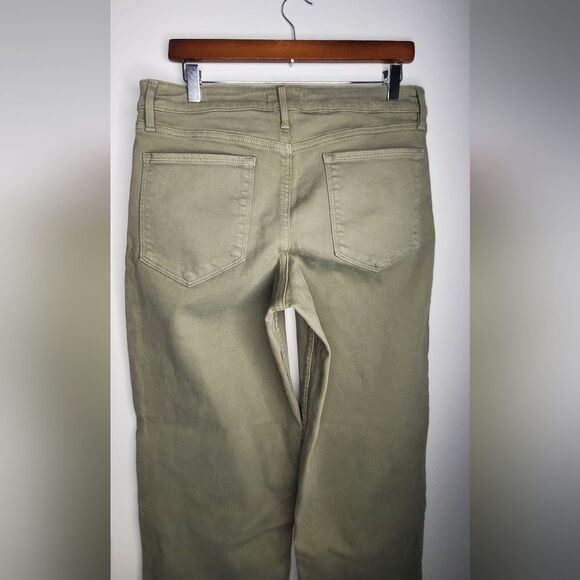 Athleta Green Cropped Pants Size 12 - Picture 7 of 9
